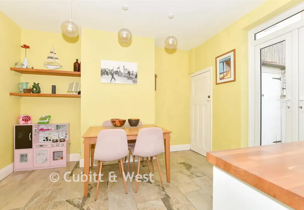 Kitchen/Diner - Stanmer Villas, Brighton, East Sussex - Wards of Kent