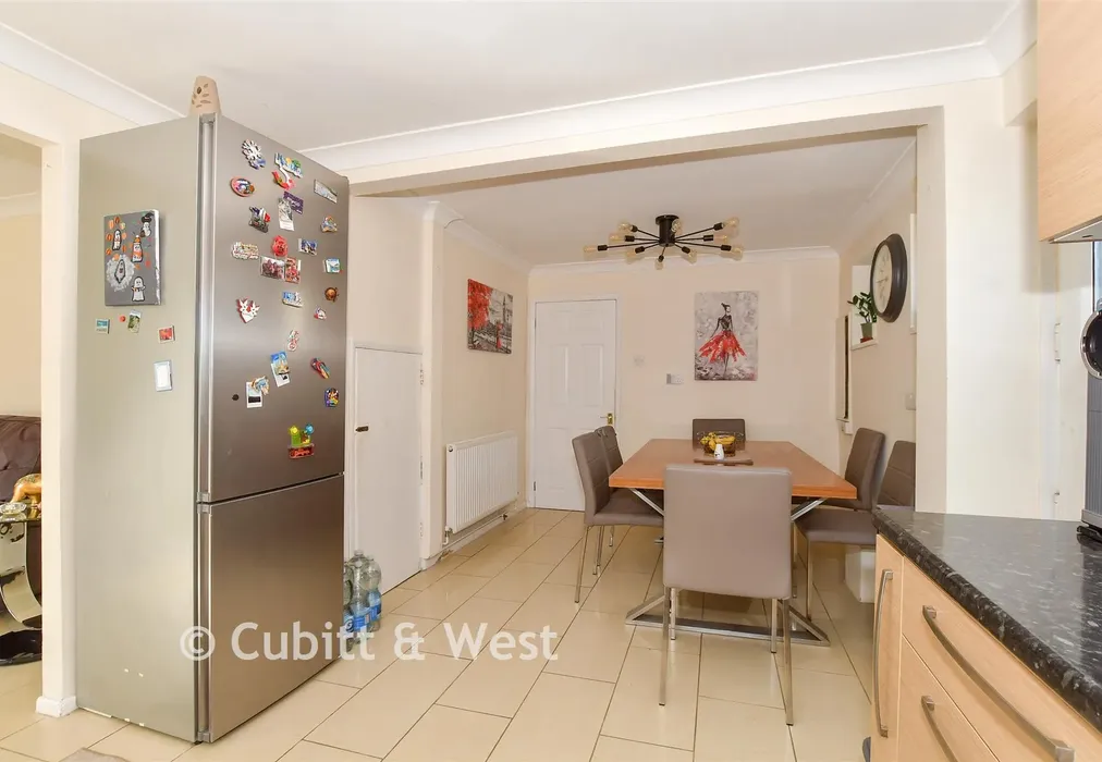Dining Area - Shepherd Close, Crawley, West Sussex - Wards of Kent
