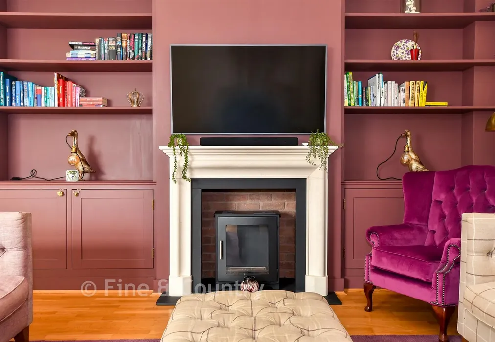 Internal Lifestyle Photograph - North Frith Park, Hadlow, Tonbridge, Kent - Wards of Kent