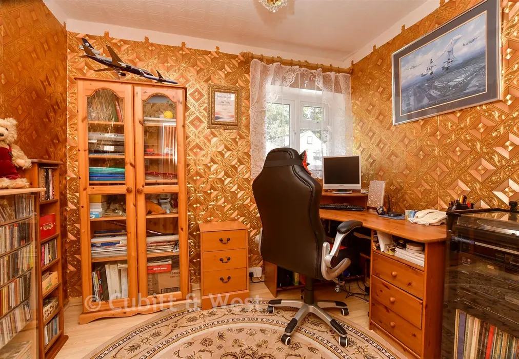 Bedroom 3 - Hillbury Road, Whyteleafe, Surrey - Wards of Kent
