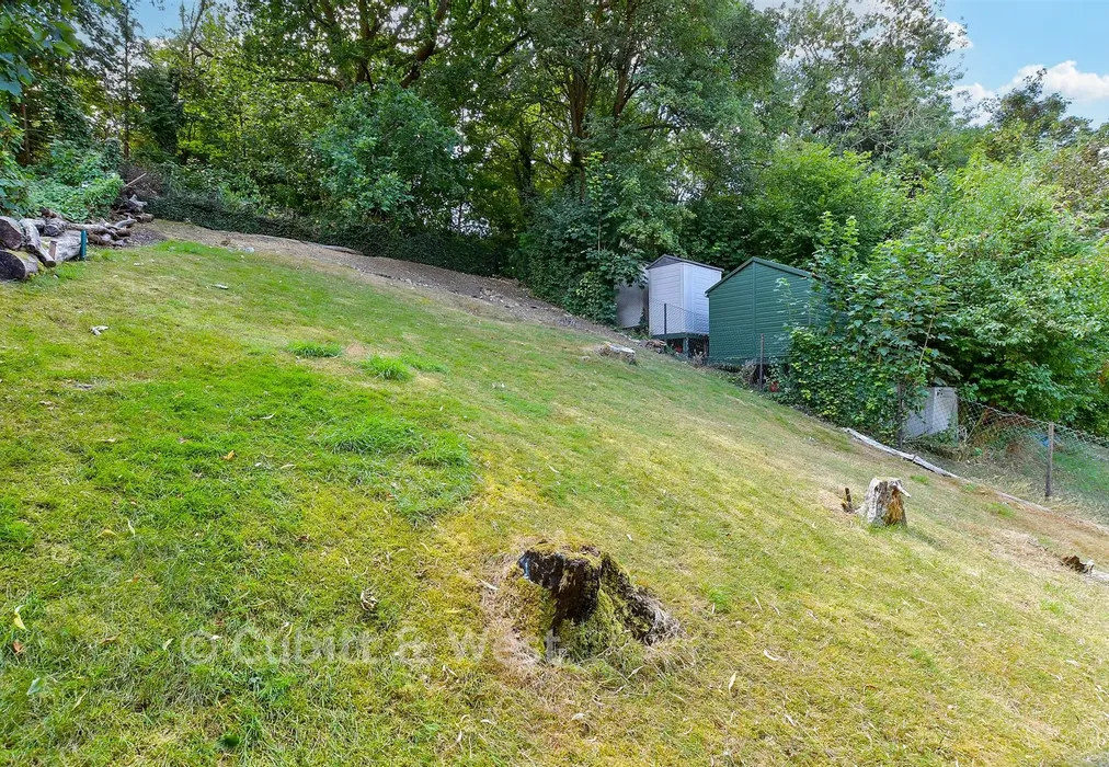 Rear Garden - Hillbury Road, Whyteleafe, Surrey - Wards of Kent