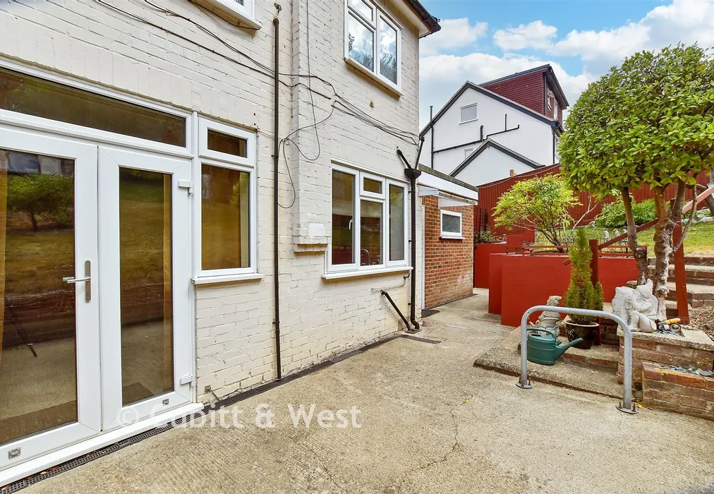 Patio / Decking - Hillbury Road, Whyteleafe, Surrey - Wards of Kent