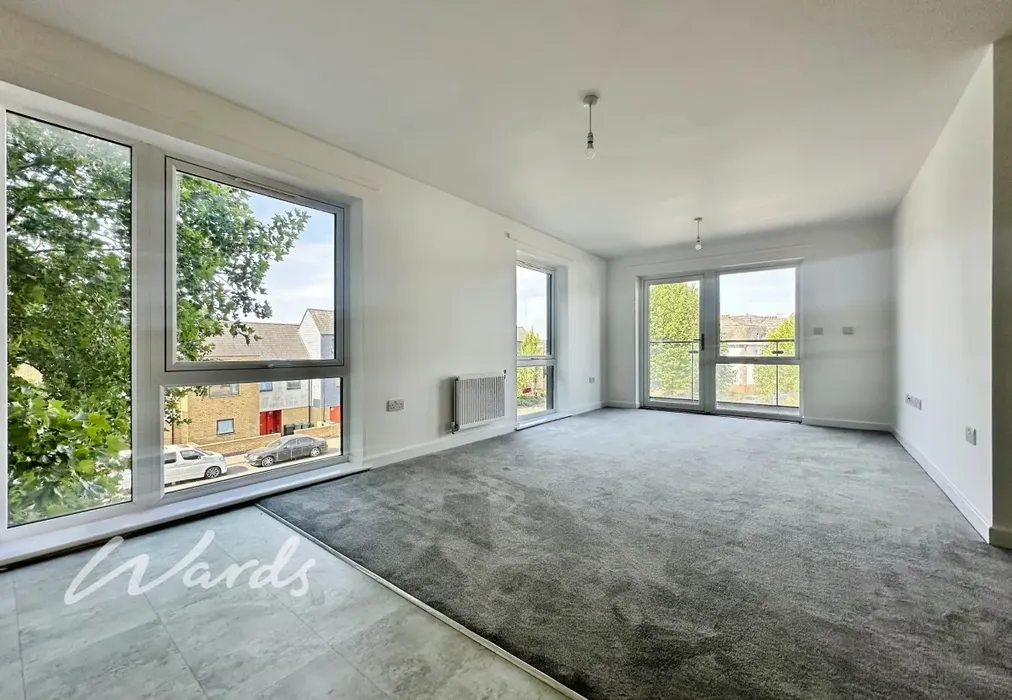 Living/Dining Area - Wallis Avenue Park Wood ME15 - Wards of Kent