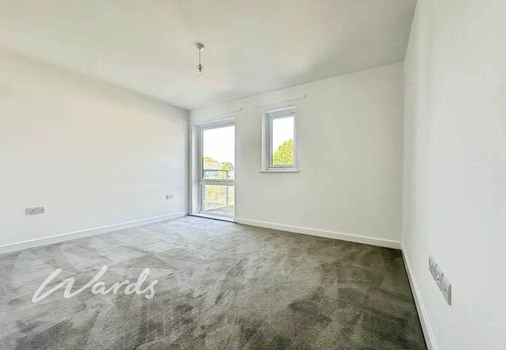 Bedroom - Wallis Avenue Park Wood ME15 - Wards of Kent