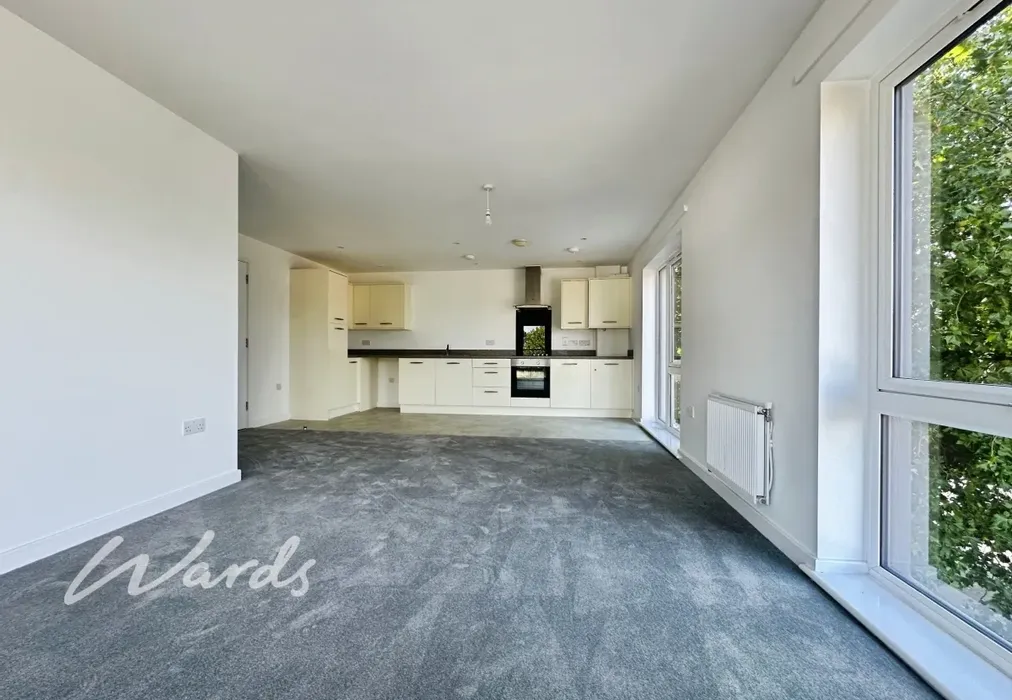 Living/Kitchen Area - Wallis Avenue Park Wood ME15 - Wards of Kent