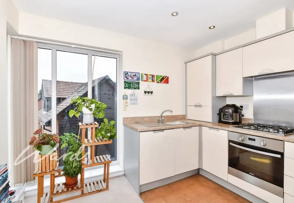 Kitchen - Hawley Drive West Malling ME19 - Wards of Kent