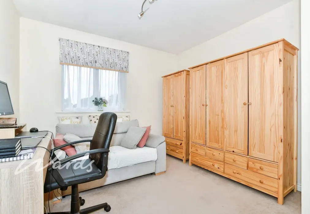 Bedroom - Hawley Drive West Malling ME19 - Wards of Kent