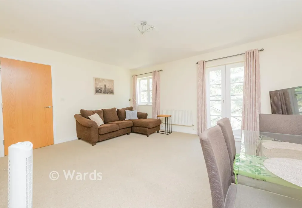Lounge - Kingfisher Drive, Waterstone Park, Kent - Wards of Kent