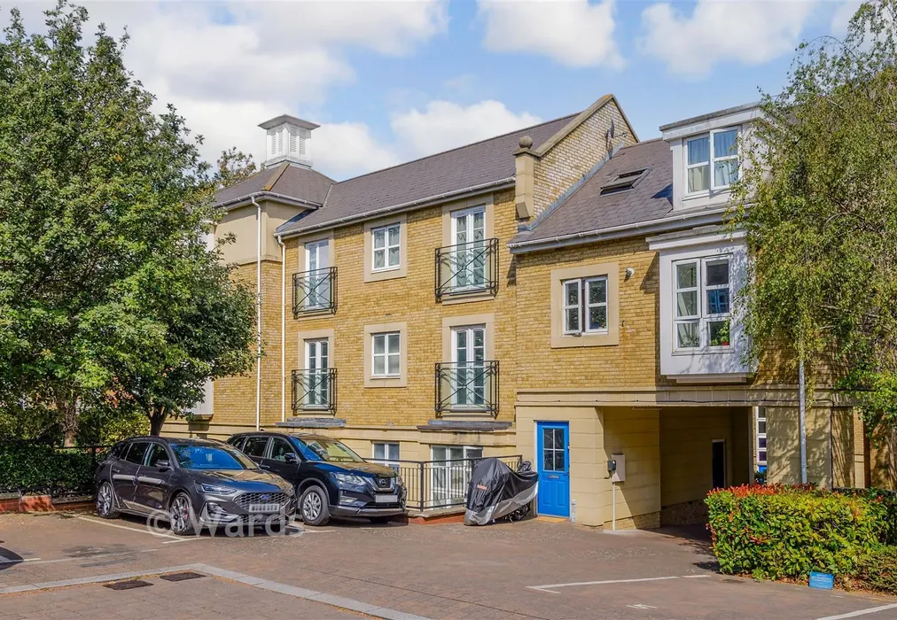 External W - Kingfisher Drive, Waterstone Park, Kent - Wards of Kent