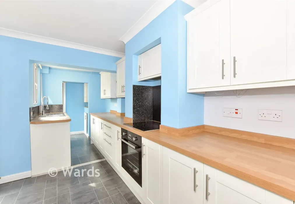 Kitchen - Dickson Road, Dover, Kent - Wards of Kent