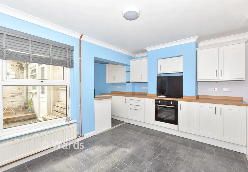 Kitchen - Dickson Road, Dover, Kent - Wards of Kent