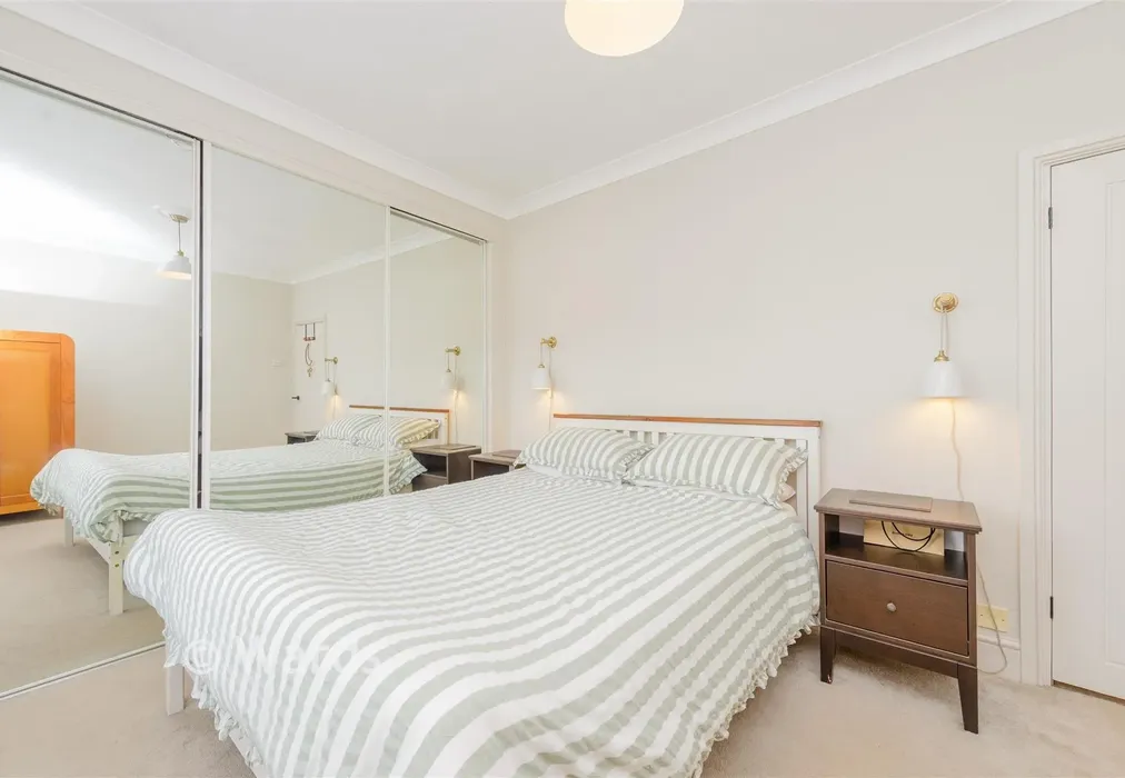 Bedroom 1 - Howard Road, Dartford, Kent - Wards of Kent