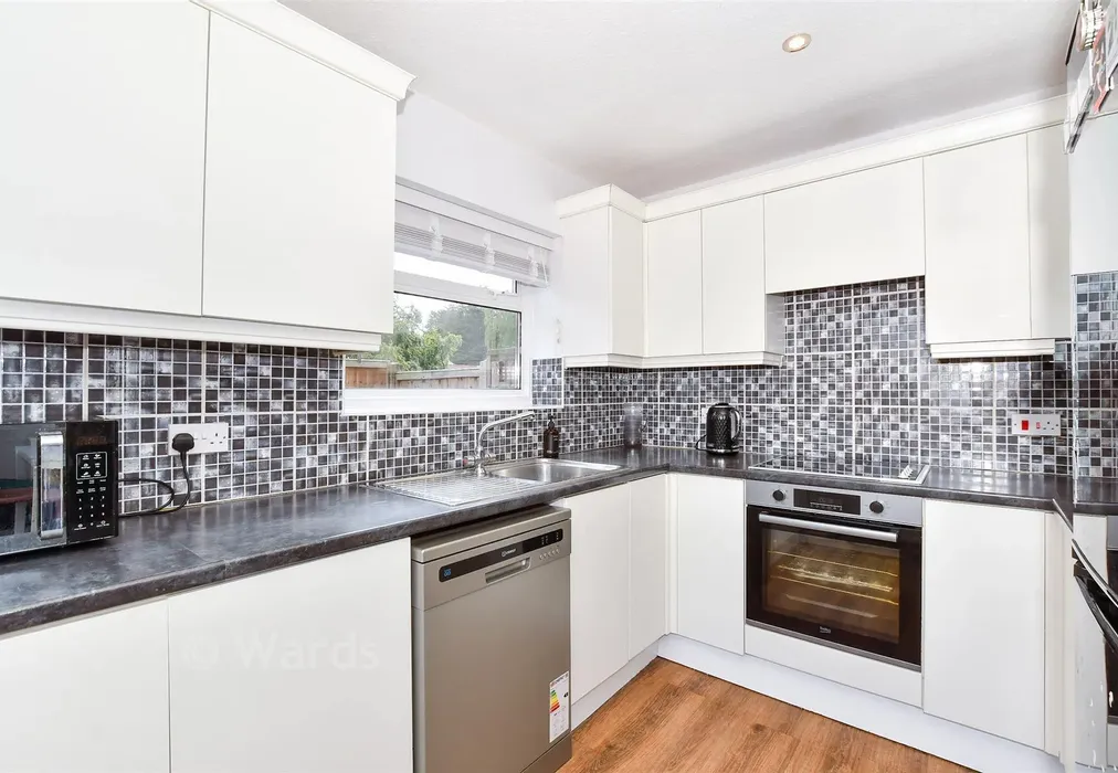 Kitchen - Firs Close, Aylesford, Kent - Wards of Kent