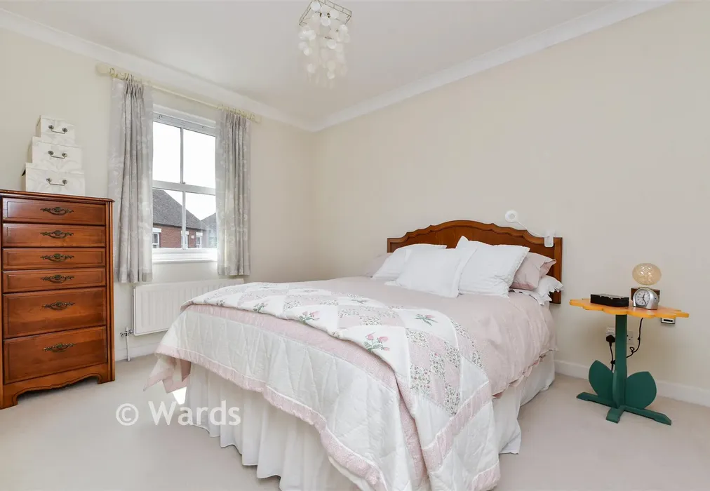 Bedroom 1 - Kirbys Lane, Canterbury, Kent - Wards of Kent