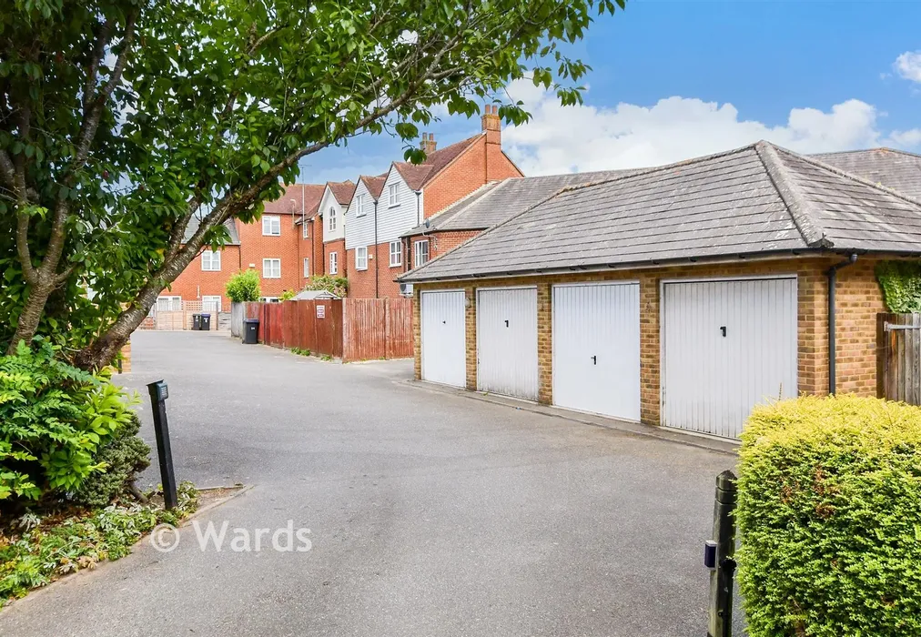 Driveway/Parking - Kirbys Lane, Canterbury, Kent - Wards of Kent