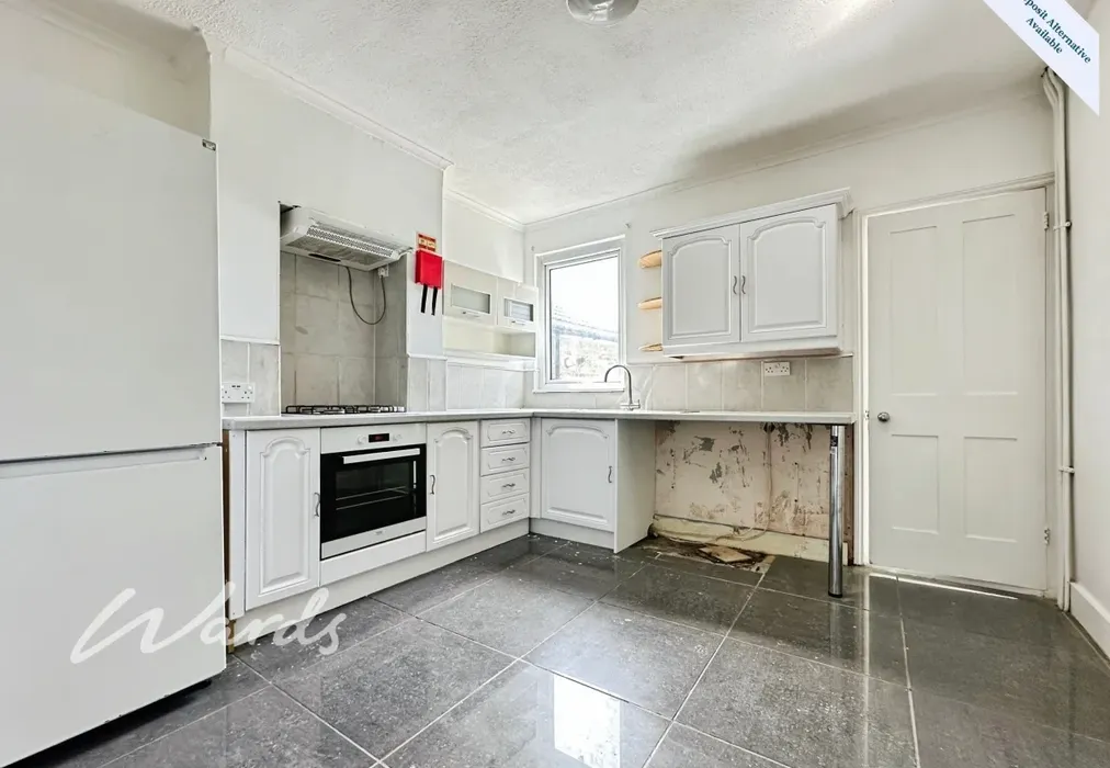 Kitchen - Tonbridge Road Maidstone ME16 - Wards of Kent