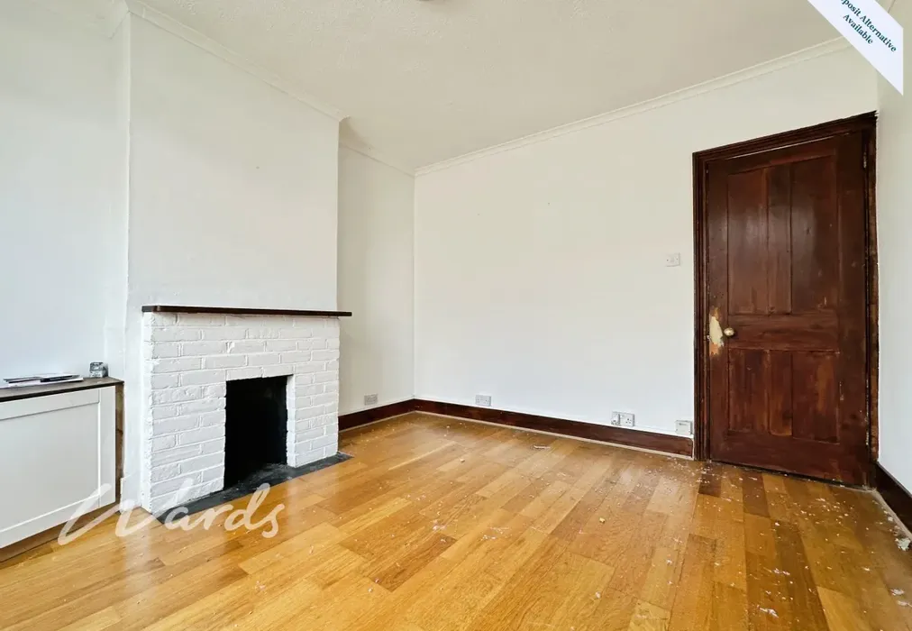 Living Room - Tonbridge Road Maidstone ME16 - Wards of Kent