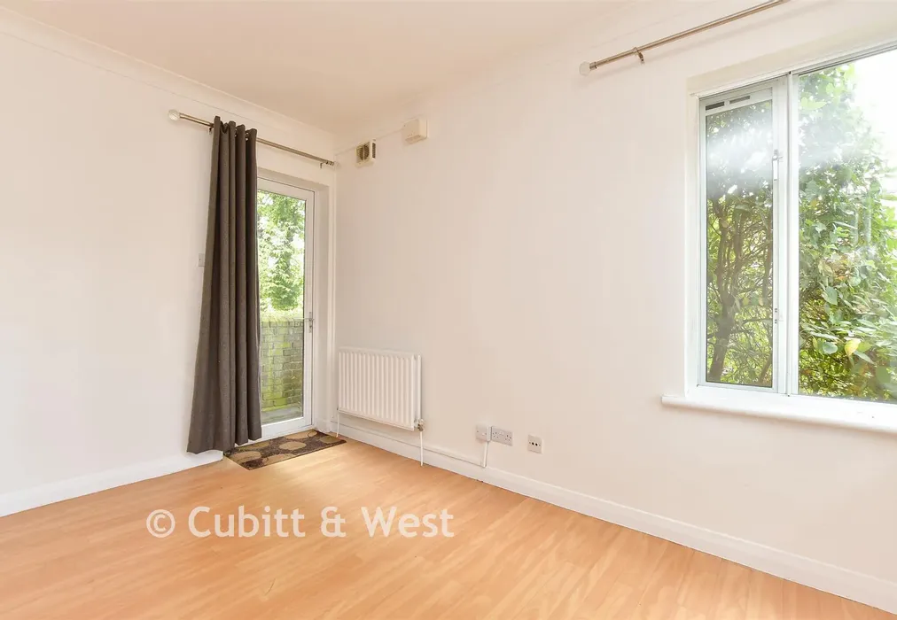 Lounge - Cedar Road, Sutton, Surrey - Wards of Kent
