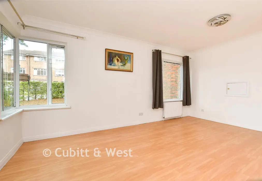 Lounge - Cedar Road, Sutton, Surrey - Wards of Kent