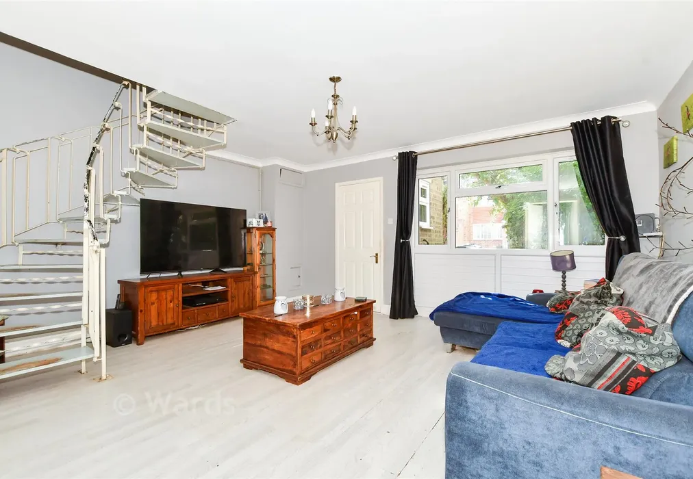 Lounge - Simpson Road, Snodland, Kent - Wards of Kent