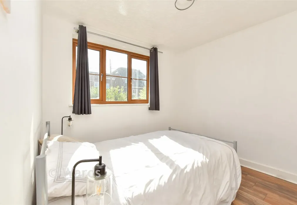 Bedroom 2 - Waverley Avenue, Minster On Sea, Sheerness, Kent - Wards of Kent