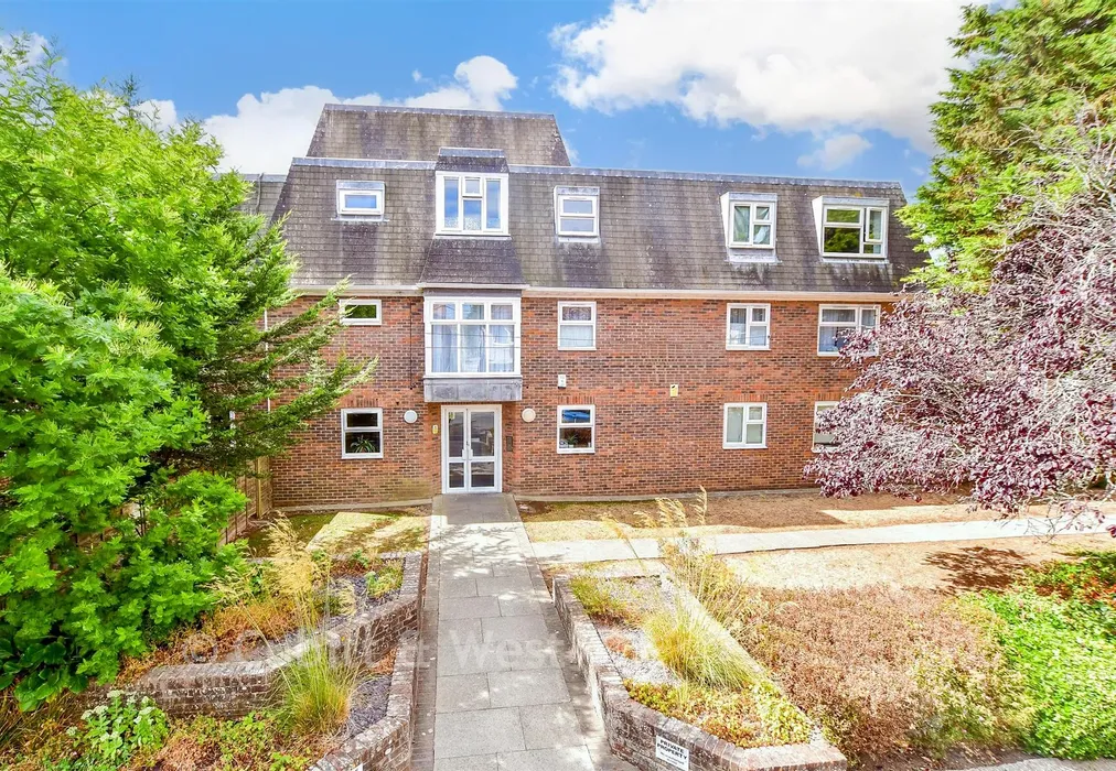 External (Web) - Richmond Avenue, Bognor Regis, West Sussex - Wards of Kent