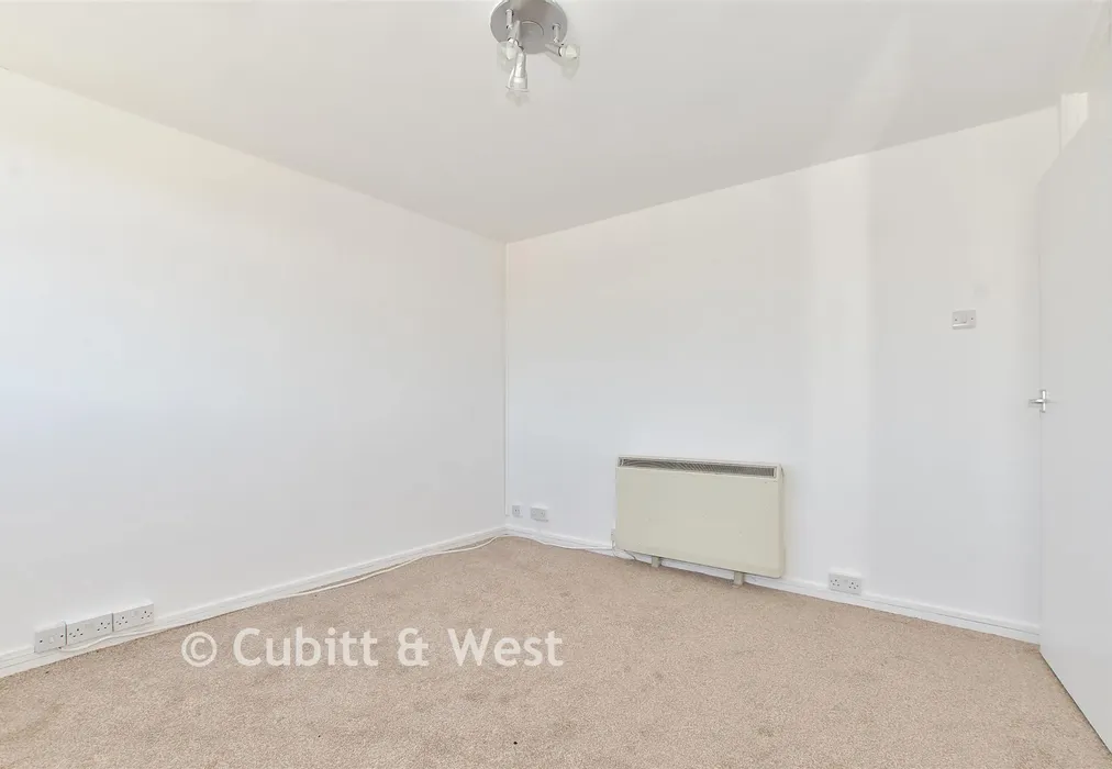 Bedroom - Hampstead Road, Dorking, Surrey - Wards of Kent
