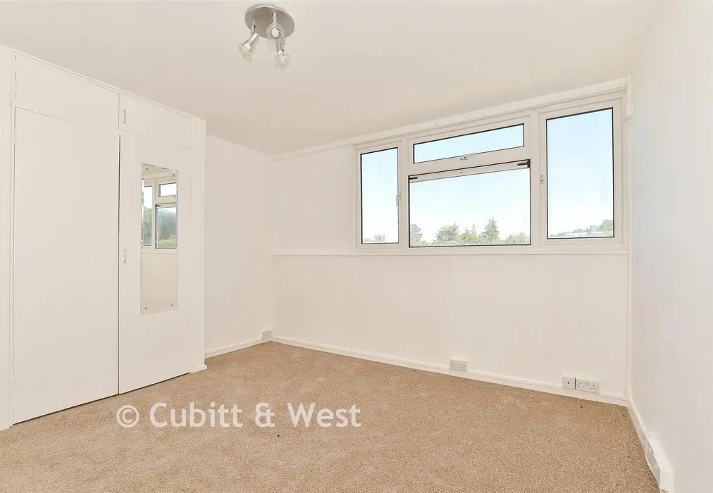 Bedroom - Hampstead Road, Dorking, Surrey - Wards of Kent