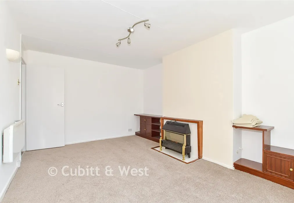 Lounge/Dining Room - Hampstead Road, Dorking, Surrey - Wards of Kent