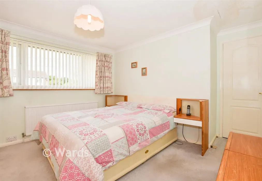 Bedroom 1 - Gatland Lane, Maidstone, Kent - Wards of Kent