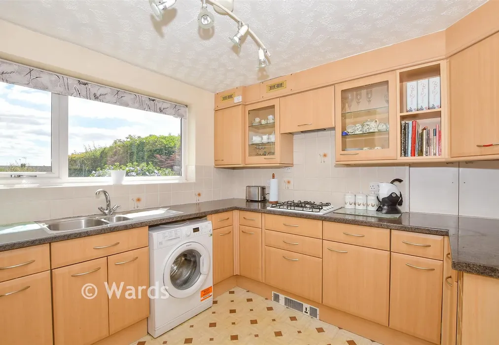 Kitchen - Gatland Lane, Maidstone, Kent - Wards of Kent