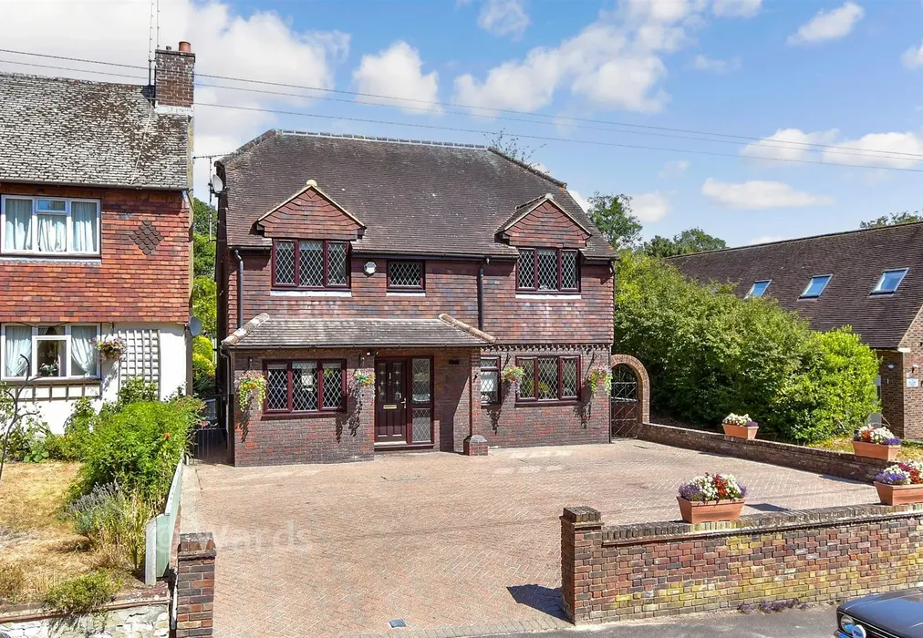 External (Web) 1 - London Road, Farningham, Kent - Wards of Kent