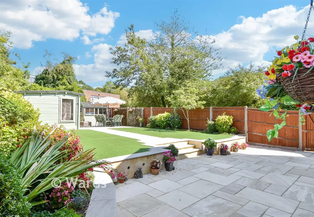 Rear Garden - London Road, Farningham, Kent - Wards of Kent