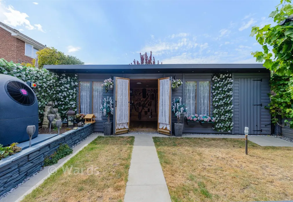 Rear Garden - Kenwood Avenue, Walderslade, Chatham, Kent - Wards of Kent