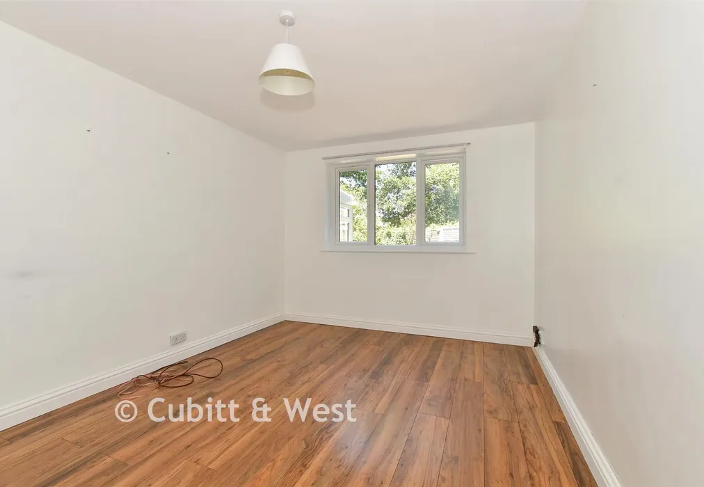 Dining Room - Dover Court, Cranleigh, Surrey - Wards of Kent