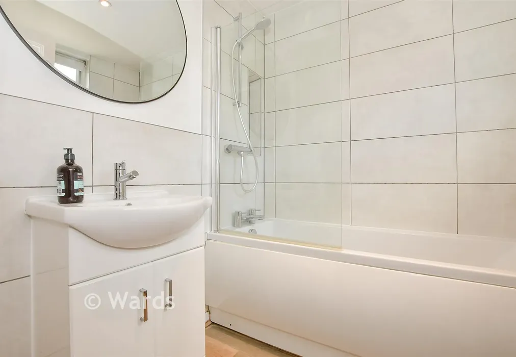 Rear Garden - Sandling Road, Maidstone, Kent - Wards of Kent
