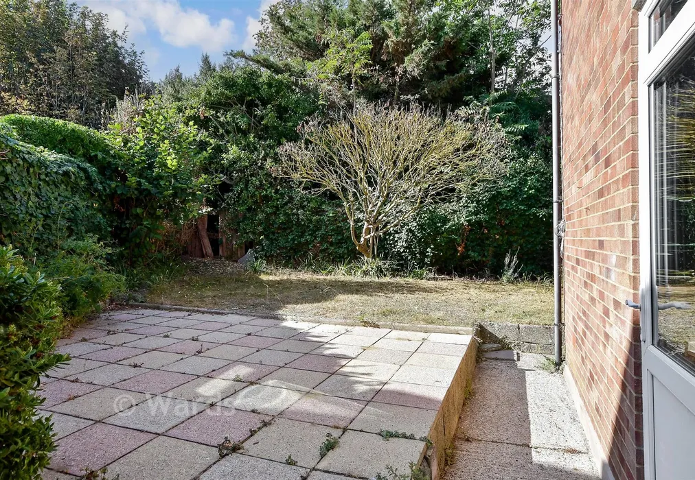 Rear Garden - Dolphin Close, Broadstairs, Kent - Wards of Kent