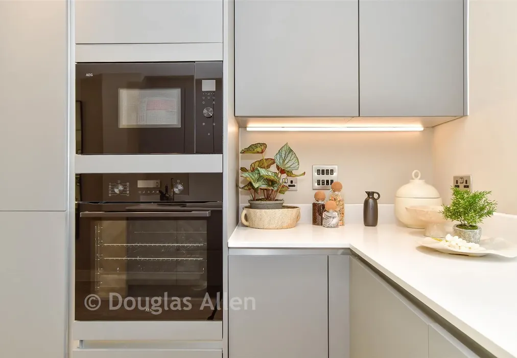 Kitchen Lifestyle Image - The Cedar, Kingsley Park, Centurion Way, Billericay, Essex - Wards of Kent