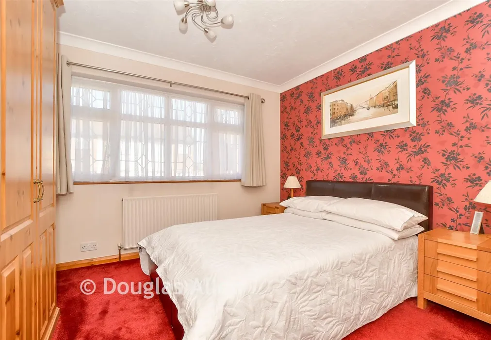 Bedroom 1 - Arlington Gardens, Harold wood, Essex - Wards of Kent