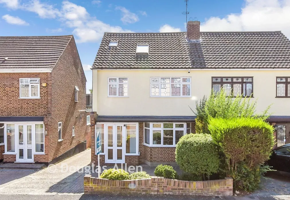 External (Web)* - Arlington Gardens, Harold wood, Essex - Wards of Kent