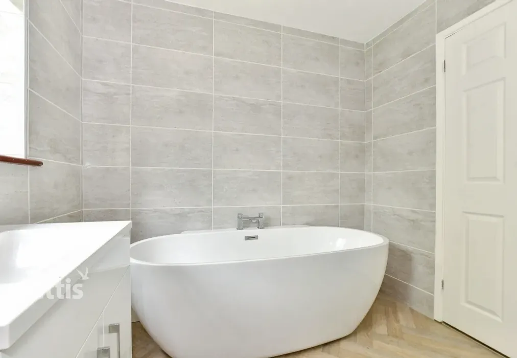 f16977ff-901gw2rs... - Hollowood Road Alverstone Garden Village PO36 - Wards of Kent