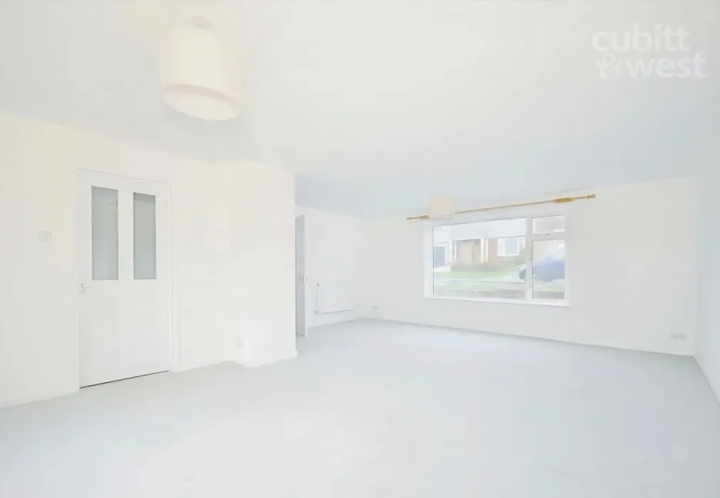 Lounge - Newick Drive, Newick, BN8 - Wards of Kent