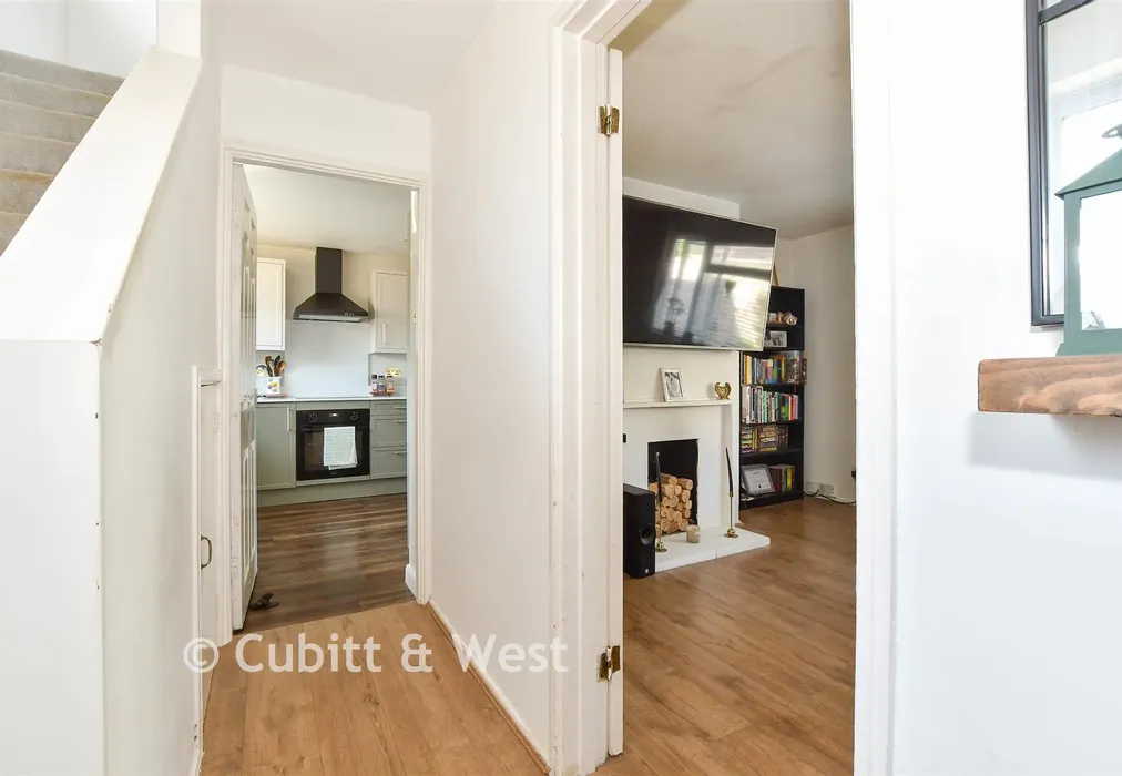 Entrance Hall - Stubs Hill, Dorking, Surrey - Wards of Kent