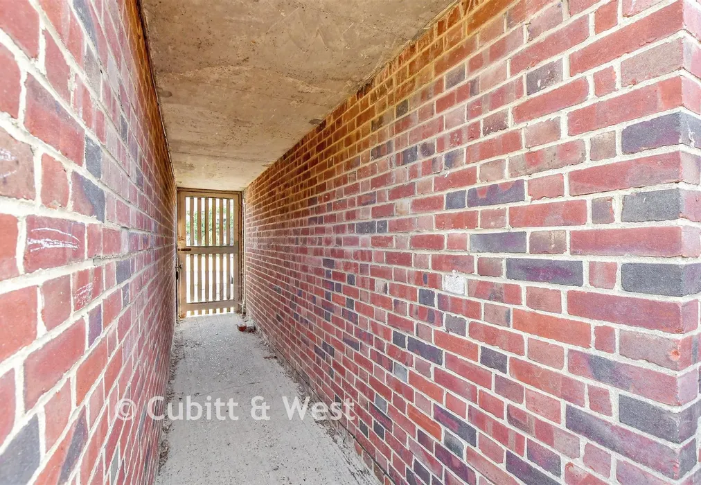 External Lifestyle Photograph - Stubs Hill, Dorking, Surrey - Wards of Kent