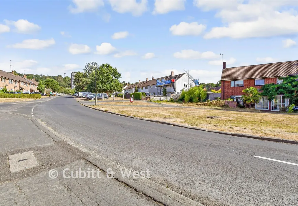 Surrounding Area - Stubs Hill, Dorking, Surrey - Wards of Kent