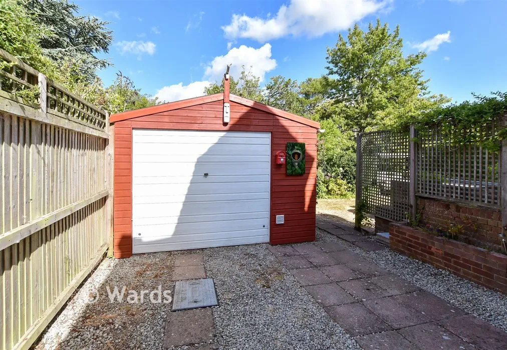 Garage - Crete Road West, Folkestone, Kent - Wards of Kent