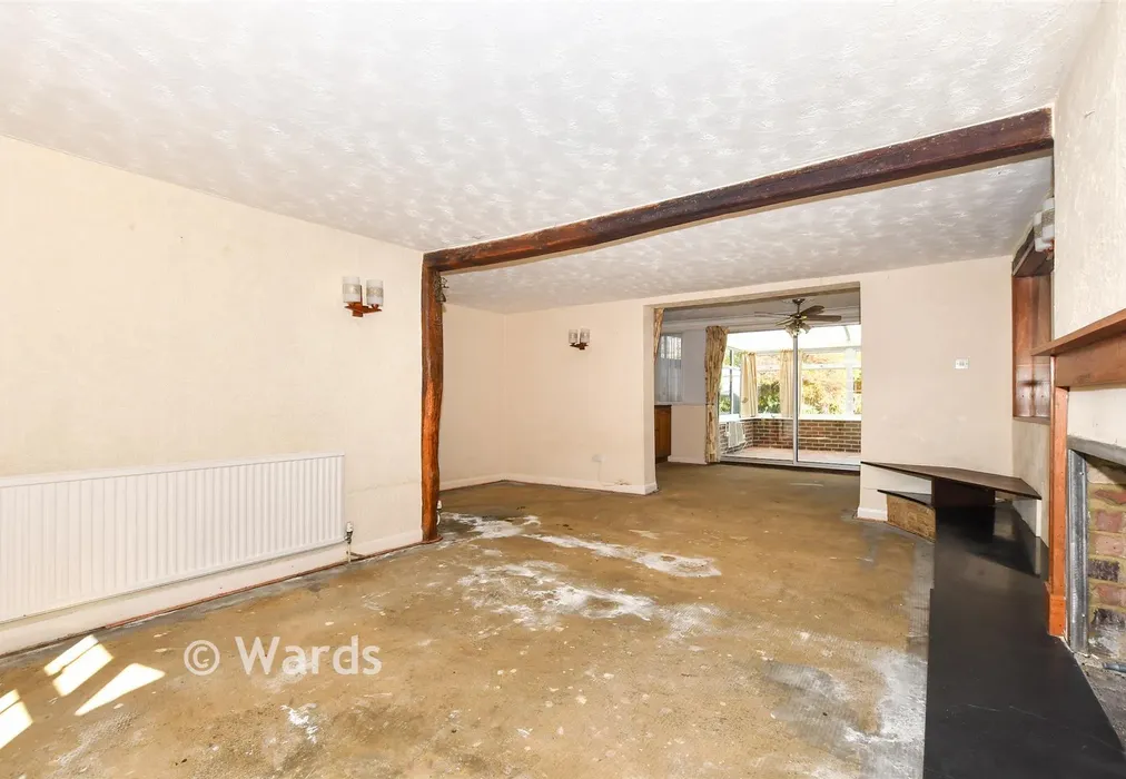 Lounge - Brenchley Road, Brenchley, Tonbridge, Kent - Wards of Kent