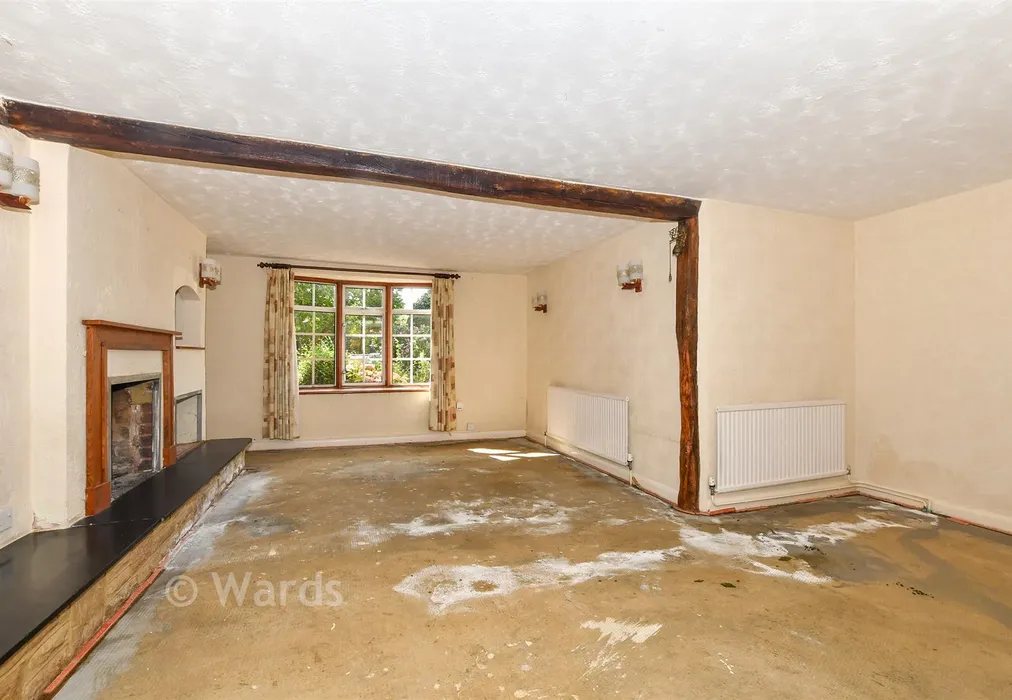 Lounge - Brenchley Road, Brenchley, Tonbridge, Kent - Wards of Kent