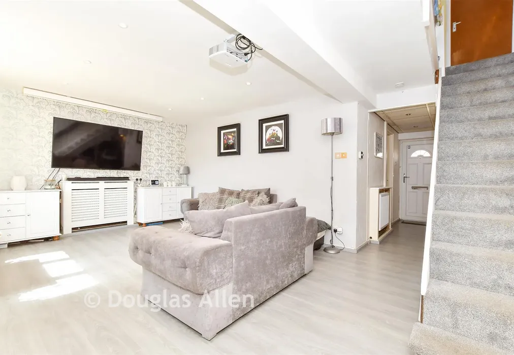 Lounge/Diner - Longmead, Pitsea, Basildon, Essex - Wards of Kent