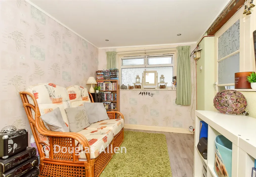 Room 1 - Longmead, Pitsea, Basildon, Essex - Wards of Kent
